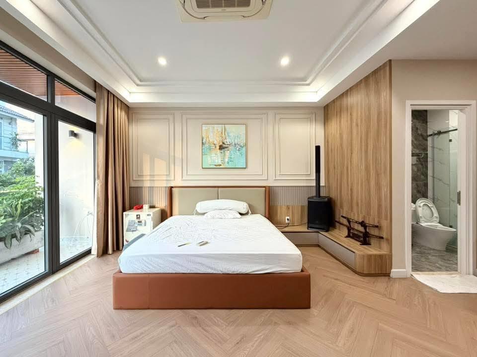Nhà HXH Đường Nguyễn Chí Thanh Quận 5 Phường An Đông.