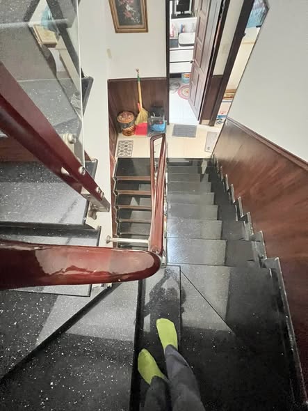 NHÀ HẺM XE HƠI đường HUỲNH TẤN PHÁT