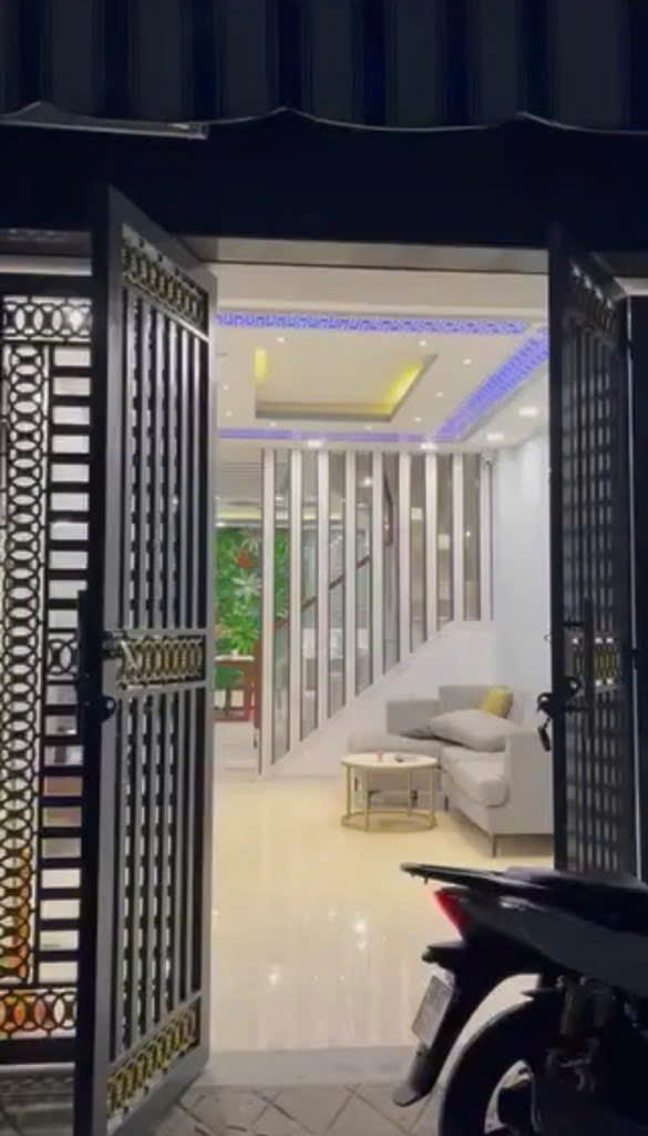 Cần bán gấp nhà 4 tầng, hẻm xe hơi, Huỳnh Tấn Phát-4x15- Chỉ 6 Tỷ 35