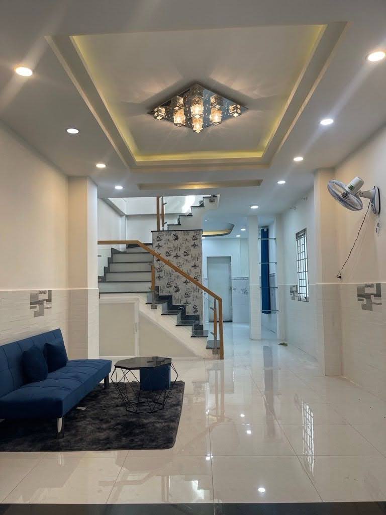 BÁN NHÀ GÒ VẤP, HẺM XE HƠI QUANG TRUNG, 80M2, 4 TẦNG, 4PN, 7.9 Tỷ TL