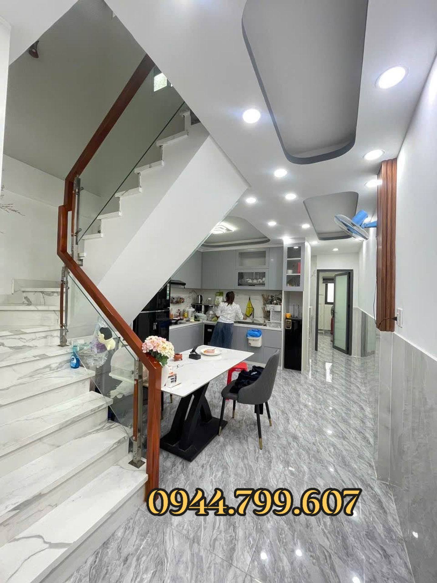 NHÀ S.Ổ H.Ồ.N.G R.I.Ê.N.G - CẠNH QUẬN 7 - HƠN 4 TỶ - Dương Cát Lợi