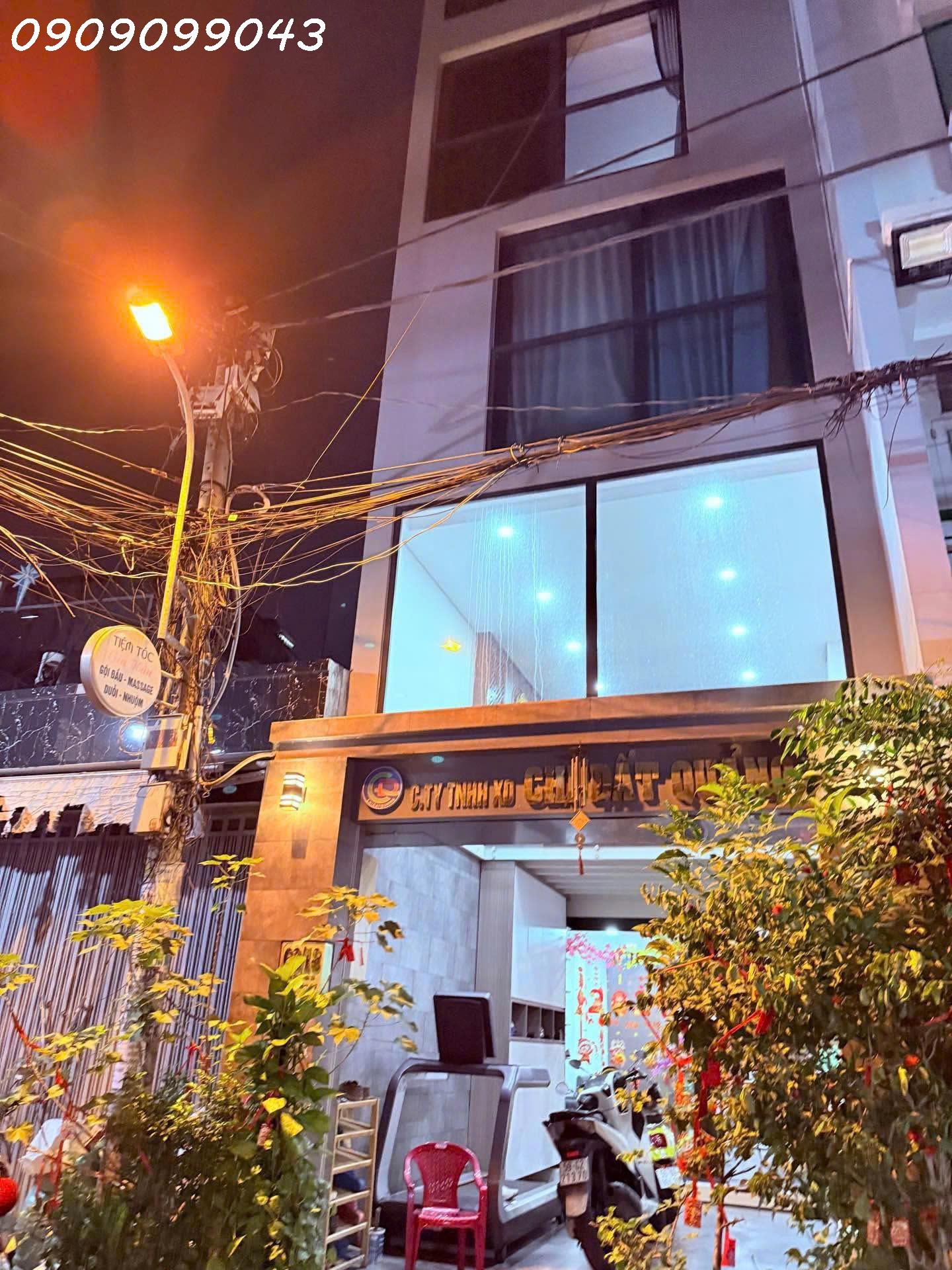 🚘🏡 NHÀ C4–HXH XE NGỦ TRONG NHÀ
TTN-PHAN VĂN HƠN-TRƯỜNG CHINH.