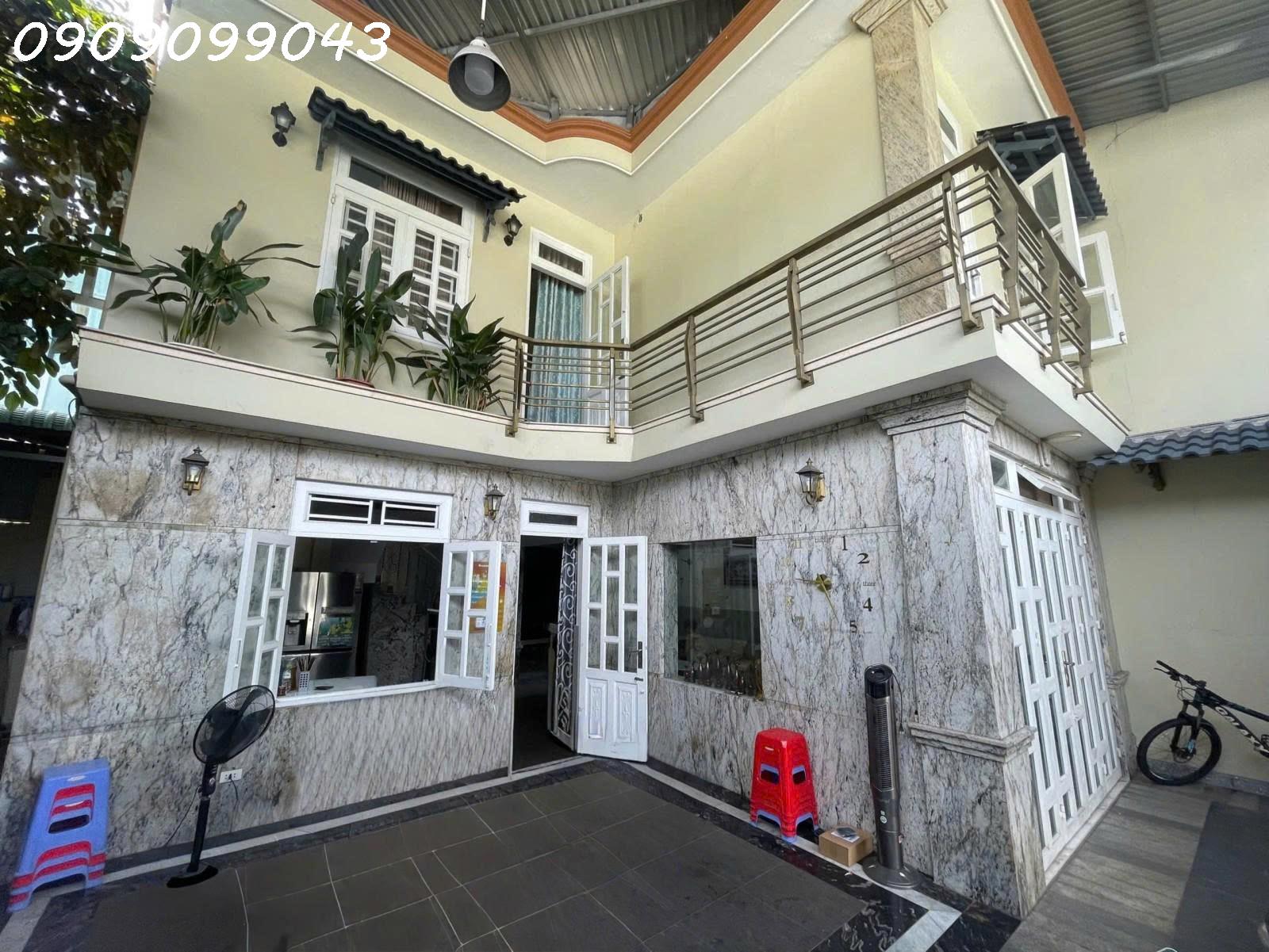 🏠SÁT MẶT TIỀN TIỀN PHAN VĂN HỚN-145M2
PHÙ HỢP XÂY BIỆT THỰ-NGANG KHỦNG 8M NỞ HẬU 15M