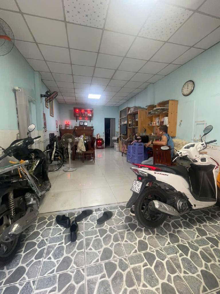 S=105m2,Giá nhỉnh 14 tỷ(tl),Ngang16m,Căn góc hẻm xe tải Ung Văn Khiêm 