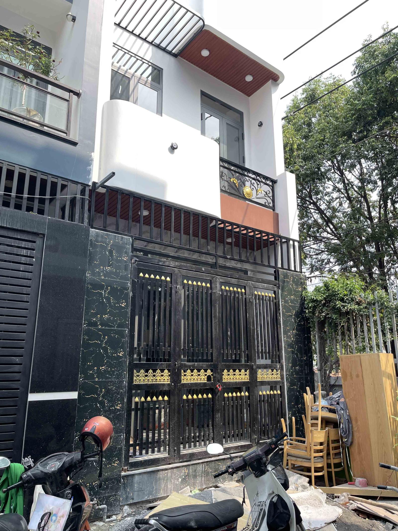 Hiếm Nhà Đẹp 50M² Bình Chiểu – 2 Tầng Full Nội Thất – Hẻm Ô Tô – Gần Chợ Đầu Mối – 4.X Tỷ
