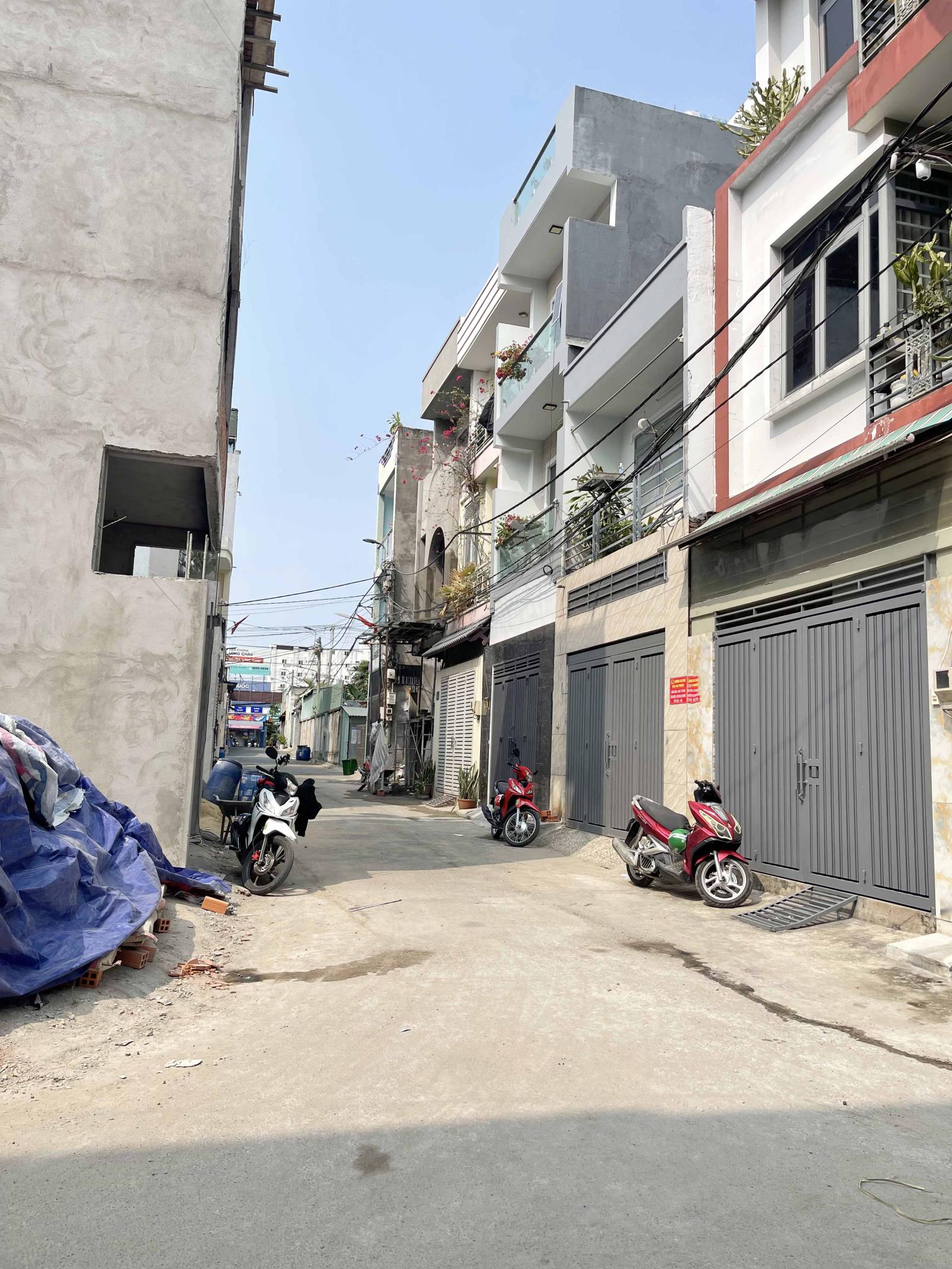 Hiếm Nhà Đẹp 50M² Bình Chiểu – 2 Tầng Full Nội Thất – Hẻm Ô Tô – Gần Chợ Đầu Mối – 4.X Tỷ