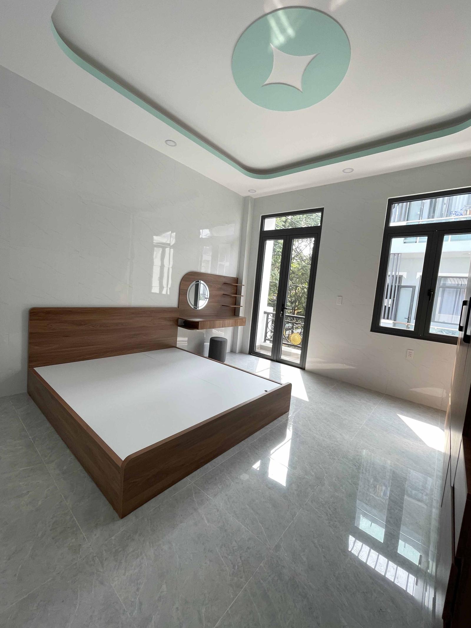 Hiếm Nhà Đẹp 50M² Bình Chiểu – 2 Tầng Full Nội Thất – Hẻm Ô Tô – Gần Chợ Đầu Mối – 4.X Tỷ