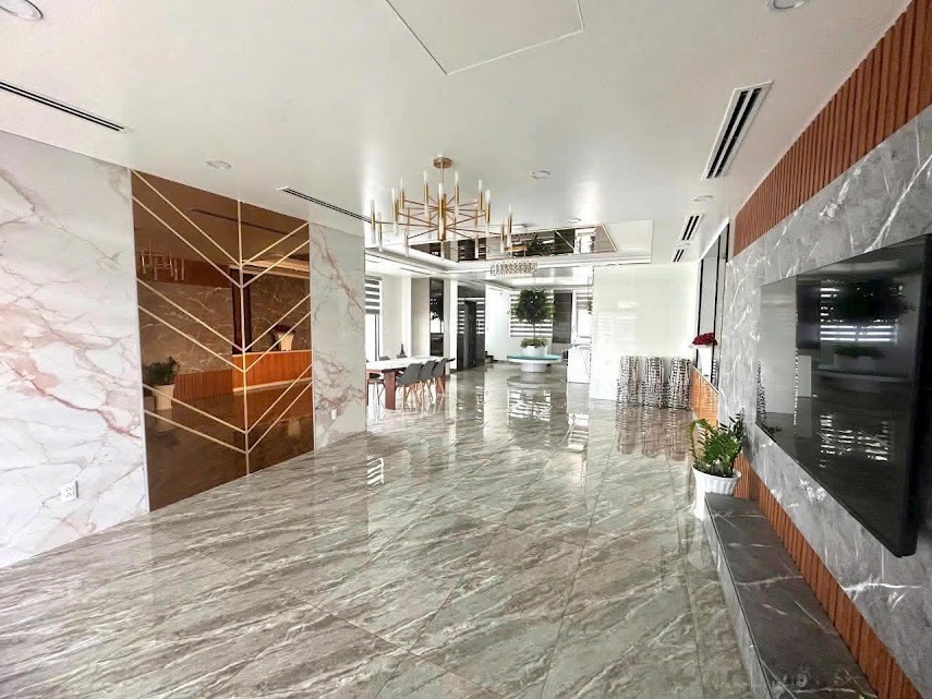 Nhà phố hầm 5 tầng góc 2 mặt tiền 40 Đường 40, KĐT Vạn Phúc City