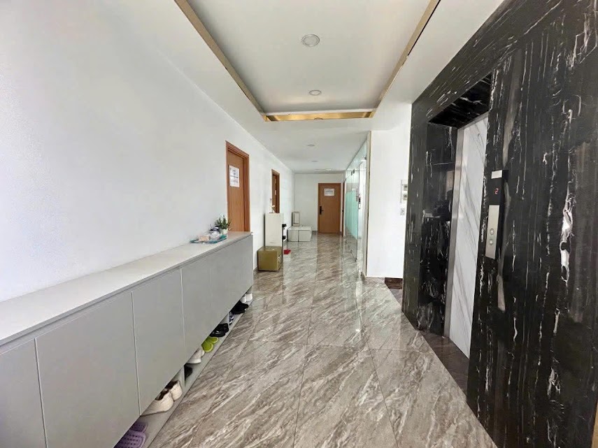Nhà phố hầm 5 tầng góc 2 mặt tiền 40 Đường 40, KĐT Vạn Phúc City
