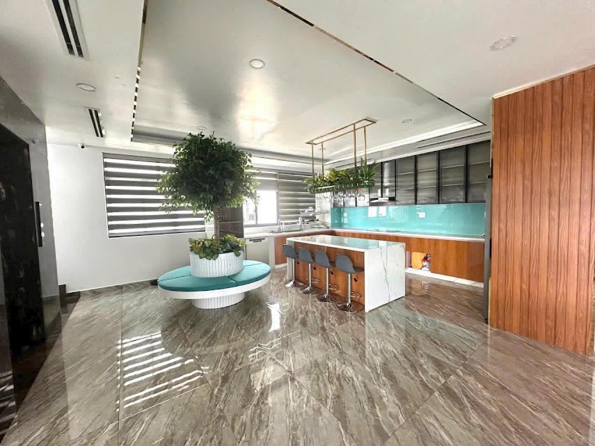 Nhà phố hầm 5 tầng góc 2 mặt tiền 40 Đường 40, KĐT Vạn Phúc City