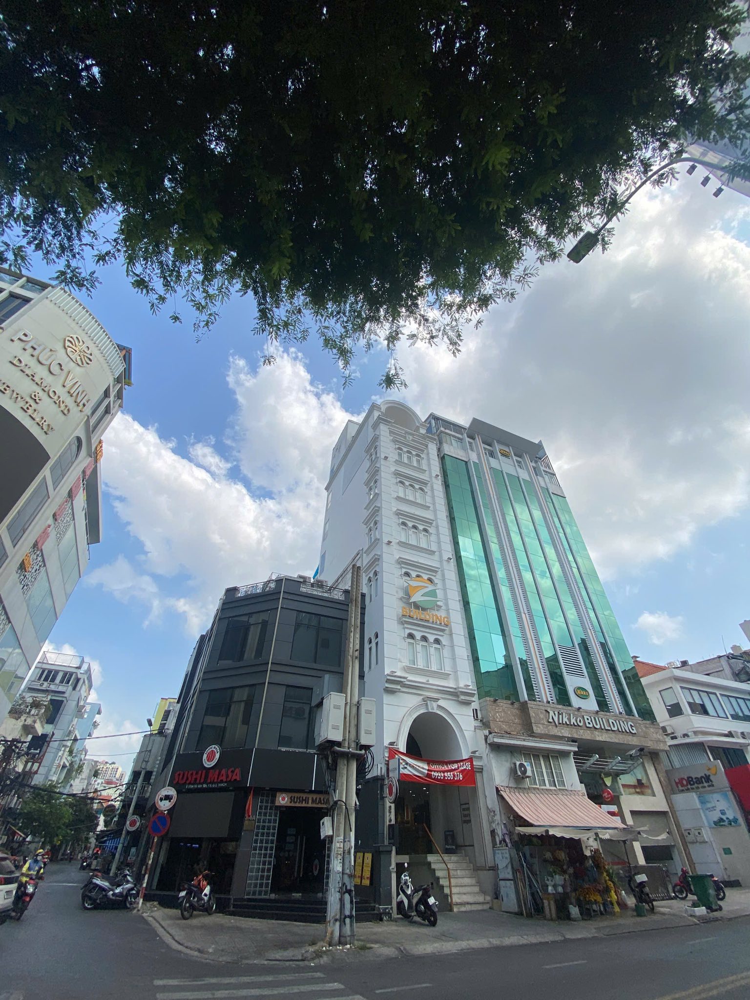 376 Võ Văn Tần, Phường 5, Quận 3 diện tích 4,64m x 17,3m