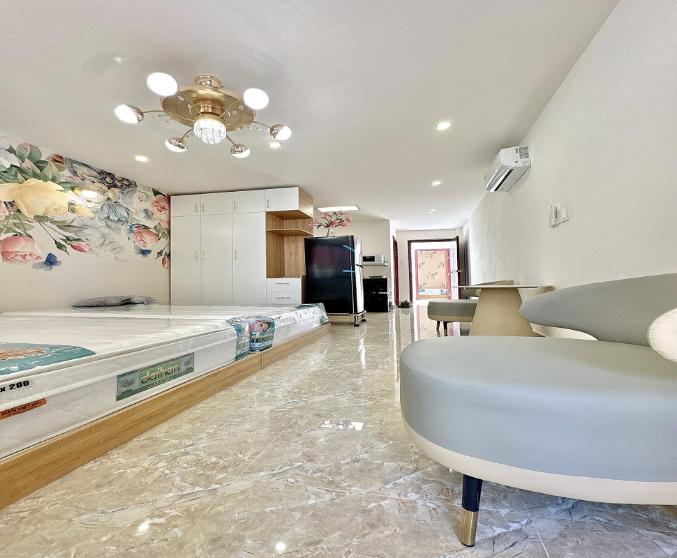Bán CHDV HXH đường Calmette, Nguyễn Thái Bình, Q1 cũ, 50m2, 4 tầng, cực đẹp