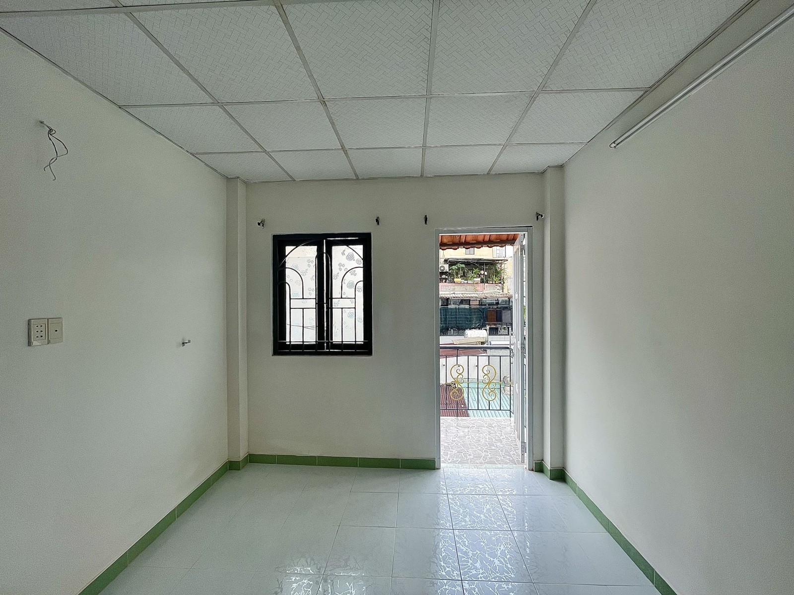 Bán nhà Lê Bình, Hoàng Văn Thụ, Tân Bình, 25m2, 4 tầng, 5.4 tỷ.