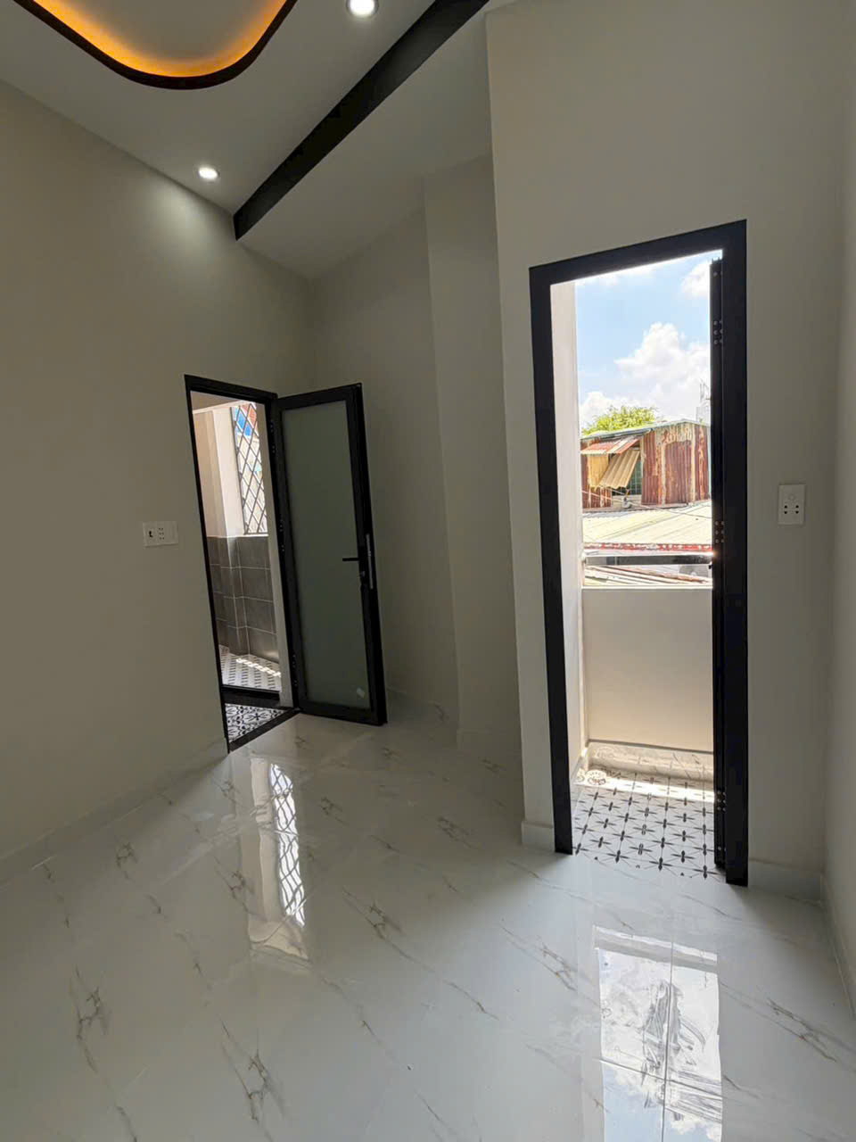 Bán nhà sổ hồng riêng Lê Văn Lương, quận 7, 1 lầu. Giá 3,29 tỷ