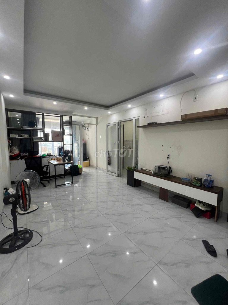 chung cư sư vạn hạnh quận 5 đối diện bệnh viện 30-4 có thang máy 60m 2 phòng ngủ