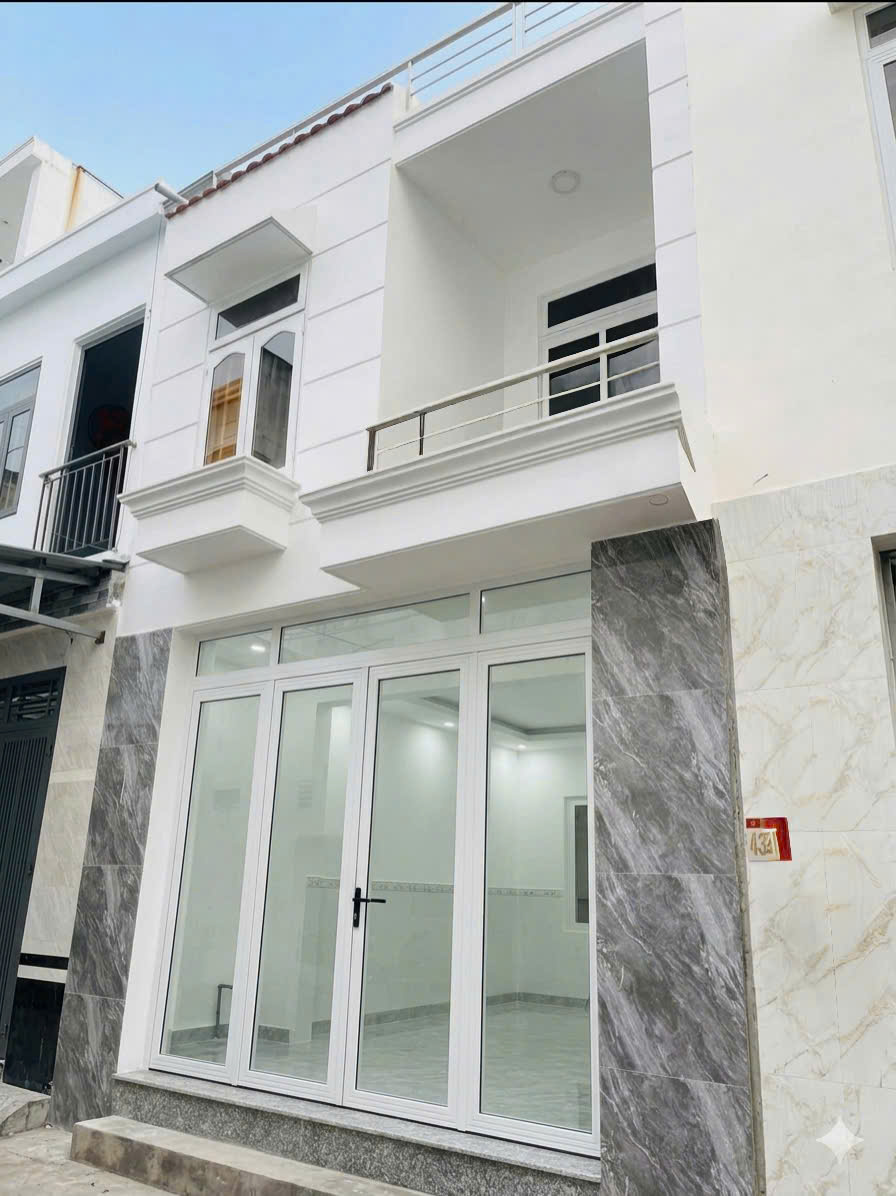 Nhà mới rất rộng 4,5mx11m rất đẹp ở tân thới hiệp q12