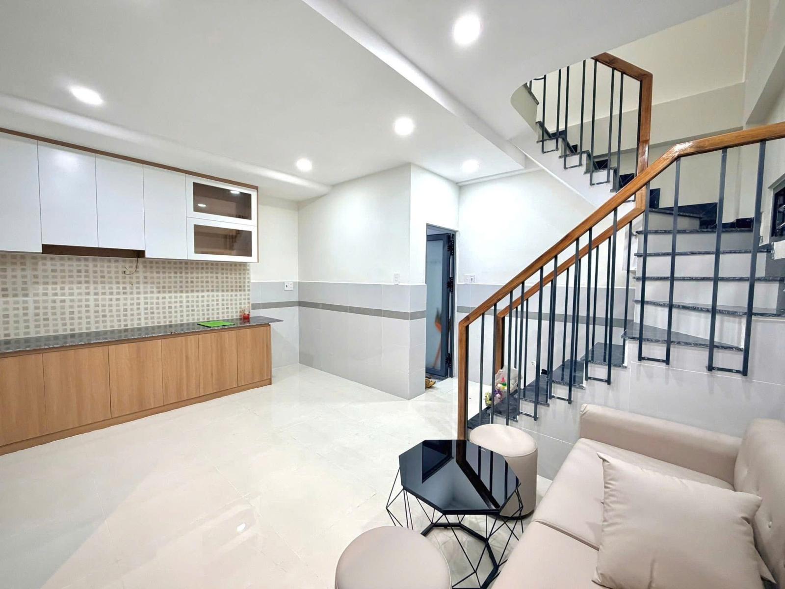 Nhà hẻm 3m Thông, Đường Số 5, Bình Hưng Hòa A, ( 1 Lầu, DT5x5,5m, 2PN, 2WC )