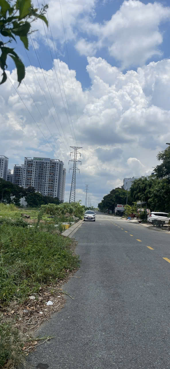 Bán nhà siêu đẹp 5x20m 1 trệt 3 lầu sân thượng MT Trịnh Quang Nghị Bình Chánh
