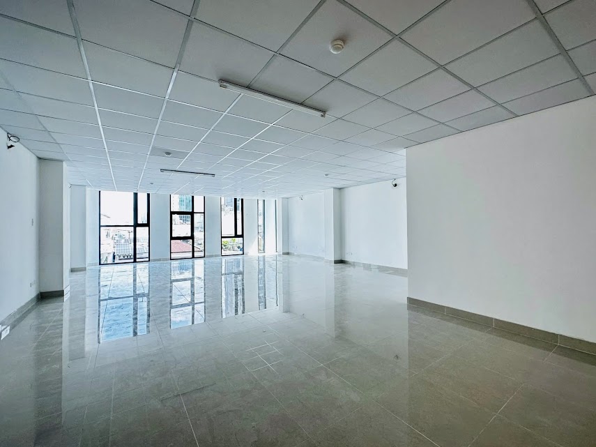 🏢 BUILDING 13-15 TRẦN KHẮC CHÂN QUẬN 1