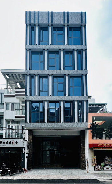 🏢 BUILDING 13-15 TRẦN KHẮC CHÂN QUẬN 1