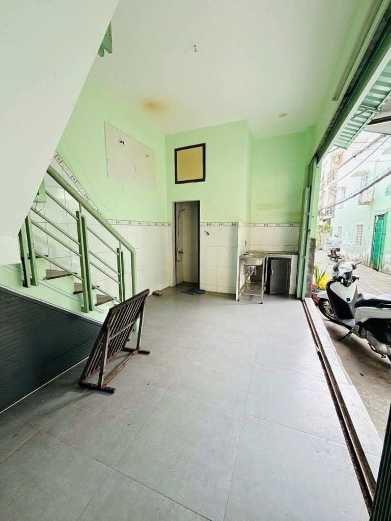 🌹 26M2 - 2 TẦNG - HẺM XE HƠI ĐỖ CỬA- AN NINH - CHỈ HƠN 4 TỶ🌹