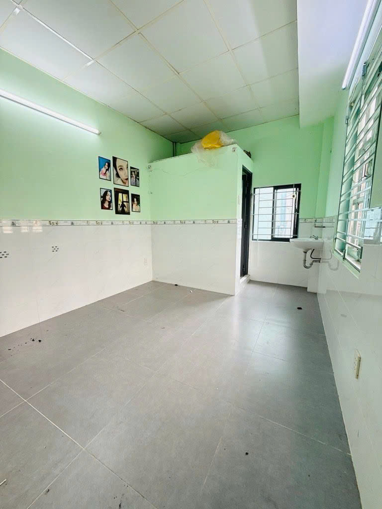 🌹 26M2 - 2 TẦNG - HẺM XE HƠI ĐỖ CỬA- AN NINH - CHỈ HƠN 4 TỶ🌹