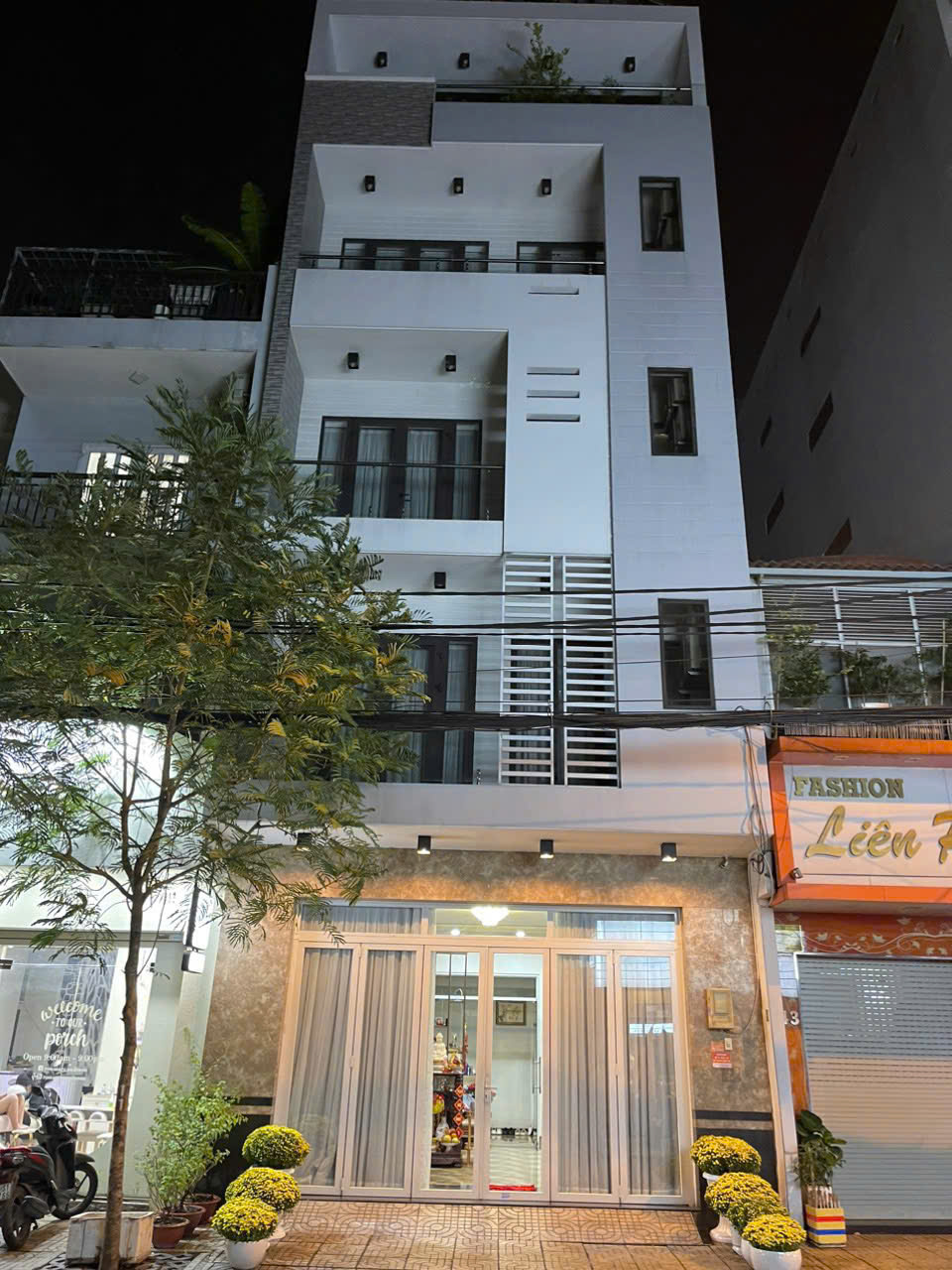 Nguyễn Hồng Đào, P14, Tân Bình 