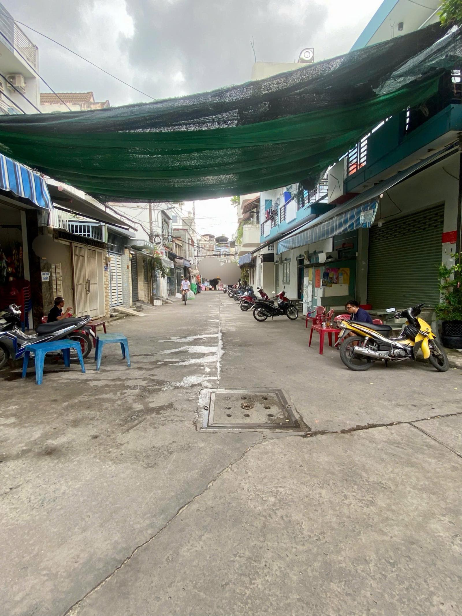NHÀ MỚI 100% 4 TẦNG 72m² HXH - 5PN 6WC – GẦN AEON MALL TÂN PHÚ 