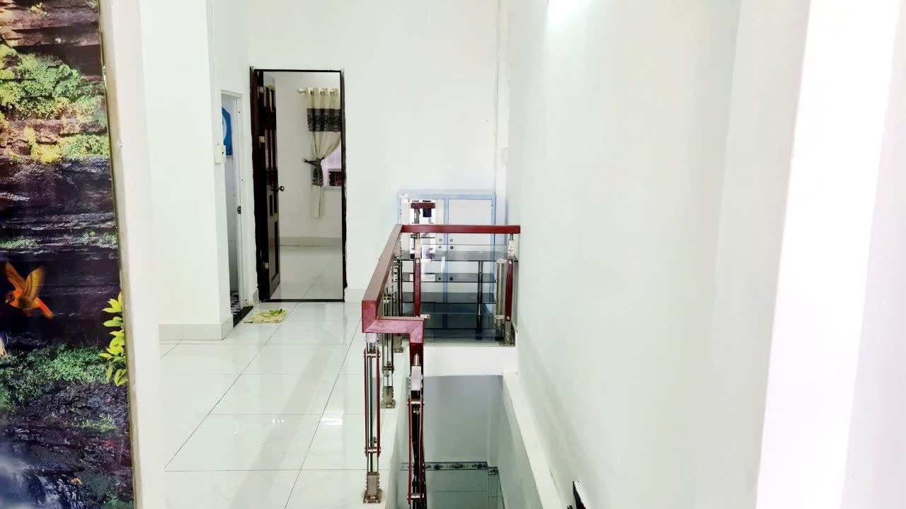 Nhà đường 8m oto qua lại Hưng Phú P9Q8 P.Chánh Hưng