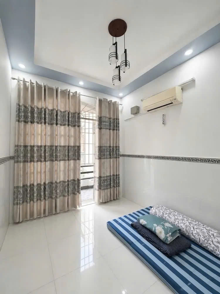 LÔ GÓC CỰC THOÁNG  - NHÀ MỚI -HXH THÔNG -3TẦNG -BTCT -CHỈ HƠN 4TỶ