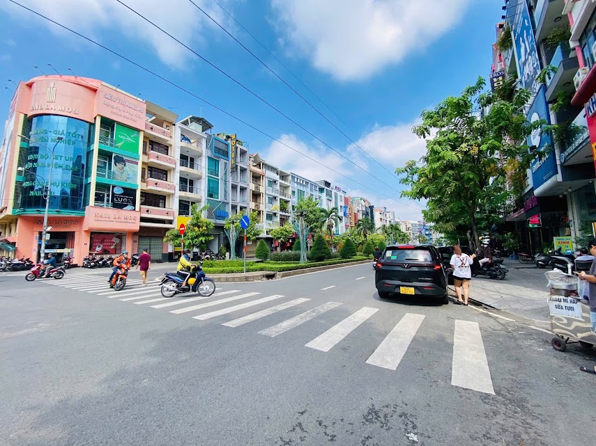 🔥 MẶT TIỀN PHỐ ẨM THỰC 19 PHAN XÍCH LONG🔥