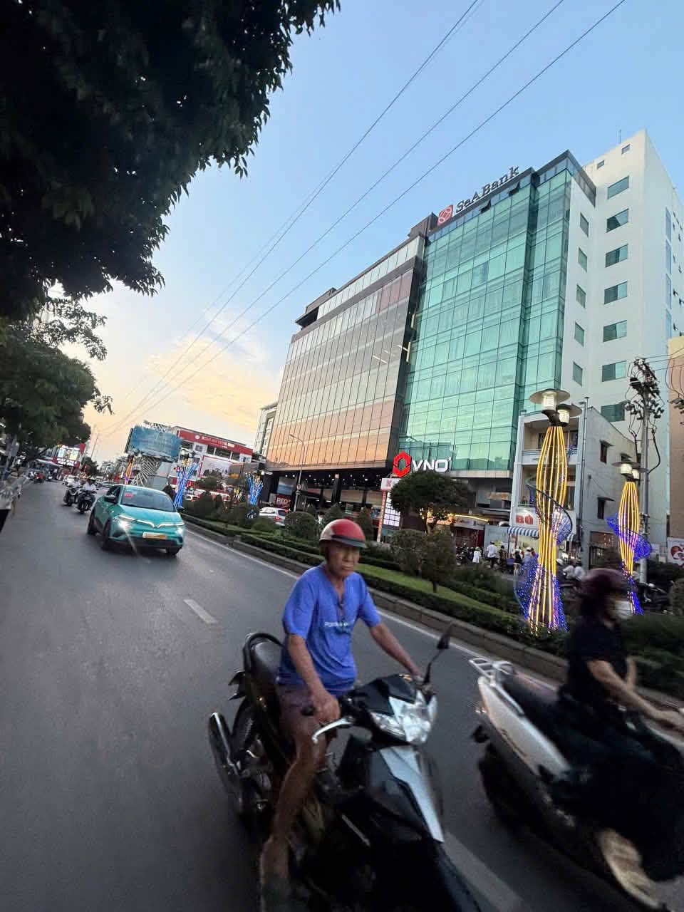 🏢💎Toà Nhà Văn Phòng Mặt Tiền Phố Ẩm Thực 464-466-468 Phan Xích Long