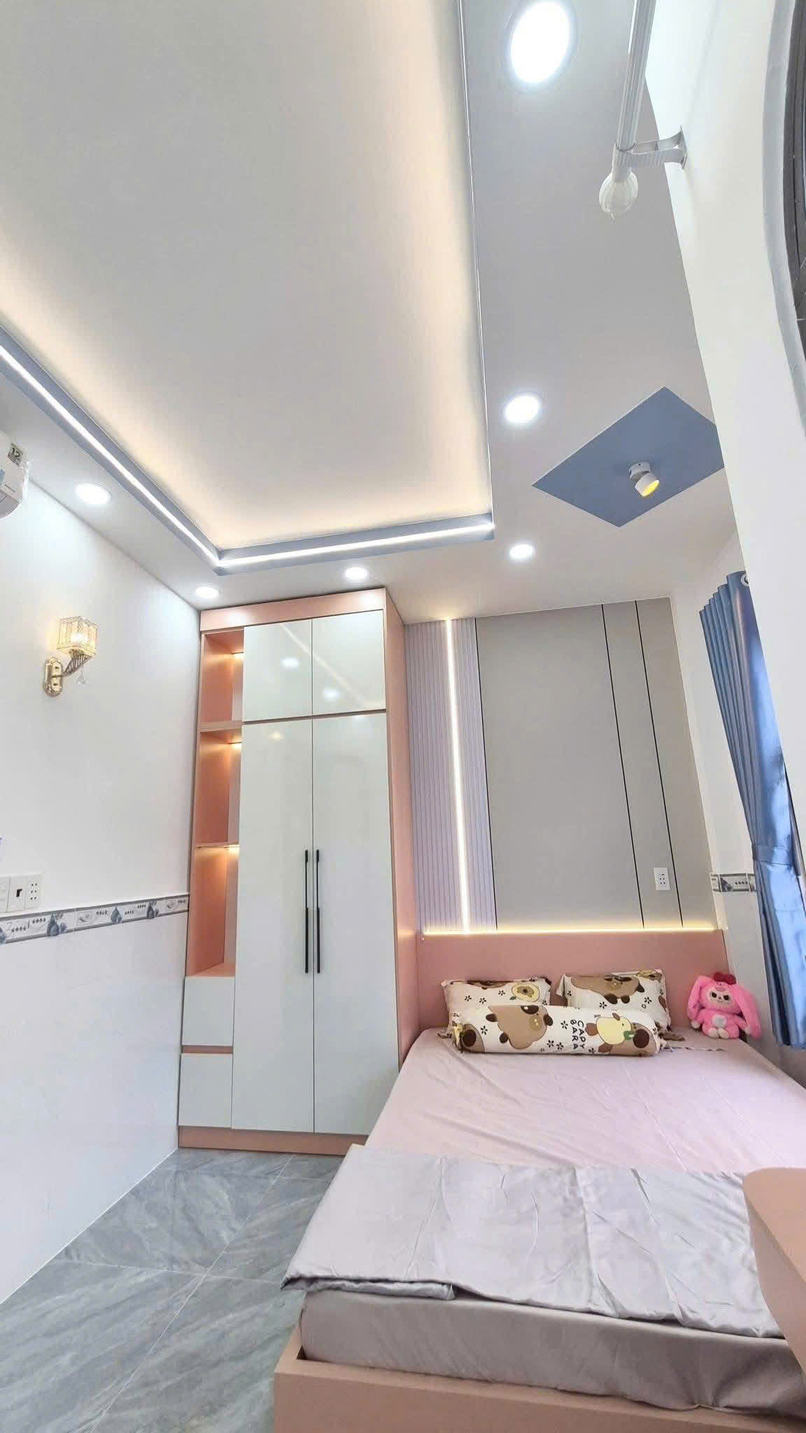 Bán nhà mới 3.4*11m hẻm Hưng Phú P10Q8 P.Chánh Hưng full nội thất