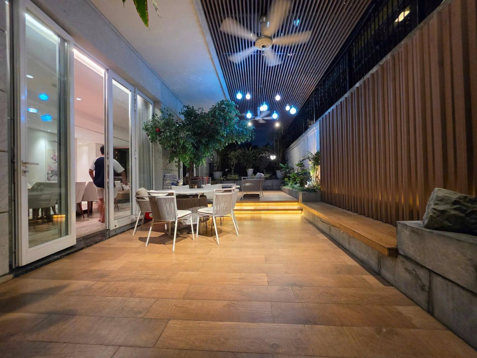 Biệt thự Sala 321,6m² hầm 3 tầng full nội thất
