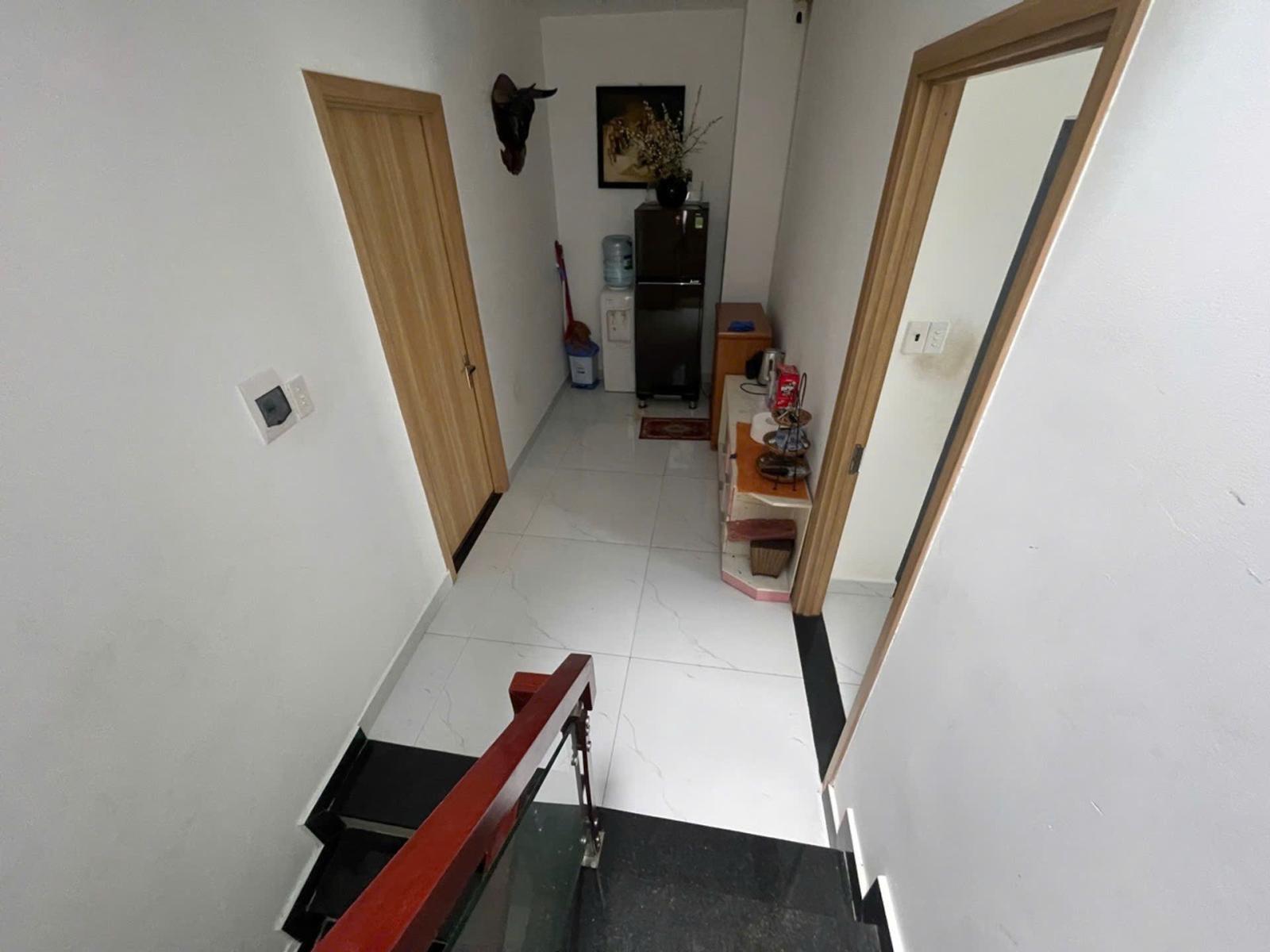 CHỦ GẤP BÁN HẠ 1 TỶ – NHÀ 4 TẦNG DT GẦN 120M² – KHU VIP THẠNH XUÂN – HXH 7M CÓ VỈA HÈ - 8 TỶ NHỈNH