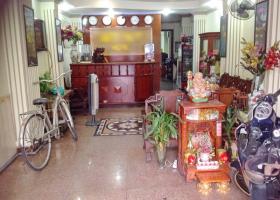Bán khách sạn cao cấp 16 phòng, đường Nguyễn Tất Thành, Quận 4 2212630