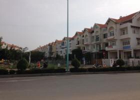 Nhà bán KĐT Him Lam Tân Hưng, quận 7, Giá thích hợp để đầu tư lô: E-40. ĐT: 0902.470.588 2462797