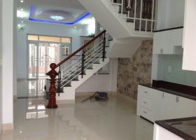 Rất gấp. Cần bán gấp khách sạn mặt tiền đường Trần Quang Diệu, 7 lầu thang máy, giá chỉ 18tỷ 2851557