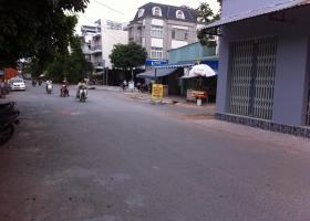 Bán nhà cũ, tiện xây mới mặt tiền đường 42 Bình Phú, DT 4x18m 3073827
