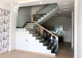 Nhà mới hoàn thiện cần bán gấp, ngay TT phường Phú Hữu, Quận 9, SHR 3110744