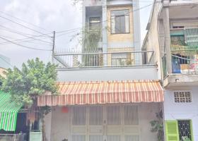 Nhà 2 lầu mặt tiền đường Nguyễn Khoái, Quận 4 3365903