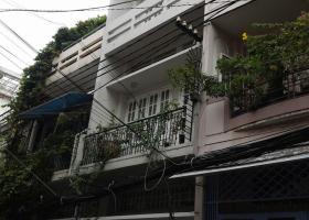 Bán nhà góc 3 MT đường Lê Hồng Phong, P10, Q10. DT 4.2x11m, 2 lầu đẹp,  3471685