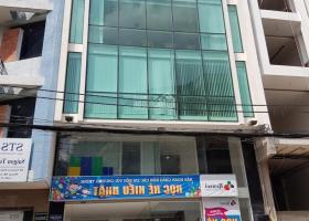 Bán tòa nhà 1 hầm 5 lầu mặt tiền đường Trương Định, phường 6, quận 3. 3647430