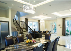 Bán gấp căn nhà mặt phố Nguyễn Trãi 4 x 20 nở hậu 4,8m nhà 3 lầu tuyệt đẹp 3655346