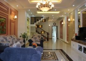 Bán tòa nhà văn phòng mặt phố Lý Tự Trọng 10,5 x 21.7m, nhà 1 hầm, 11 lầu tuyệt đẹp 3655576