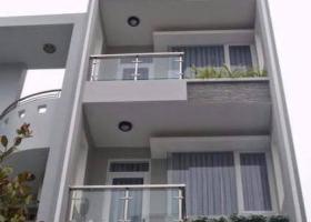 Bán nhà giá rẻ Quận 1 mt Trần Hưng Đạo 4 x 18 nhà 1 hầm 4 lầu,giá rẻ nhất thị trường 3885632