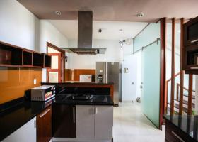 Cần bán gấp nhà 6 tầng 5x42m Lê Văn Lương, vị trí đẹp, nội thất cao cấp. LH 0901414778 3891499