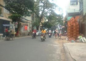 Bán nhà mặt tiền đường Nguyễn Văn Vỹ, dt 9x 15m, 2 lầu, nhà mới cứng cáp. 4386836