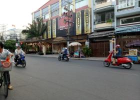 Bán nhà mặt tiền Bình Phú, đối diện cổng Metro Mega Market, p.10, quận 6, diện tích 4x24m 4421152