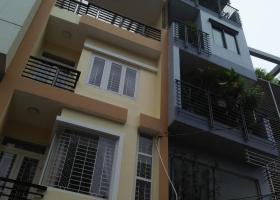 Nhà siêu vị trí mới xây 3 lầu Nguyên Hồng,khu dân trí.DT:4 x 15,giá 6 tỷ 4611093